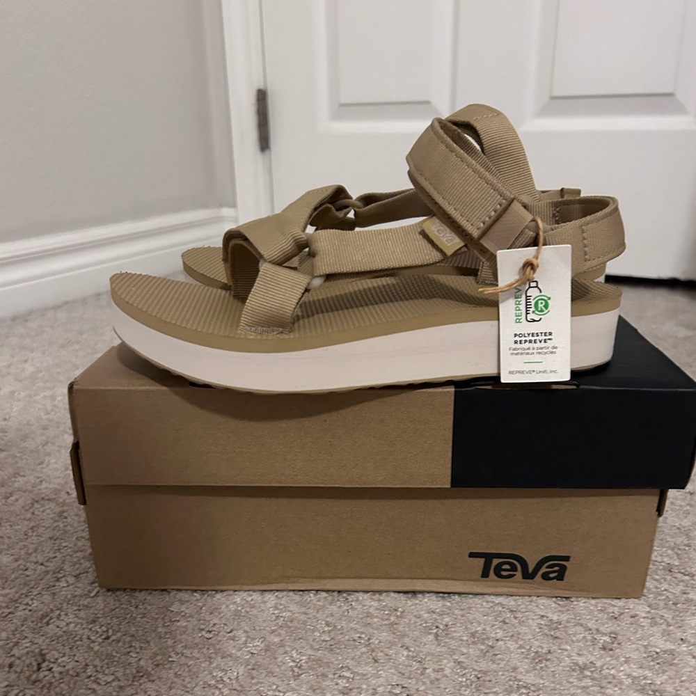 Teva Midform Universal Sandals